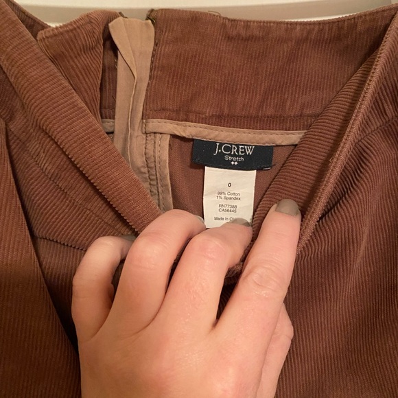 Jcrew factory red-brown corduroy pencil skirt. Good condition. Size 0. - Picture 2 of 2